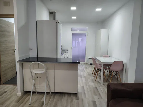 Piso en calle de Romeu de Corbera, 16 - Foto 2