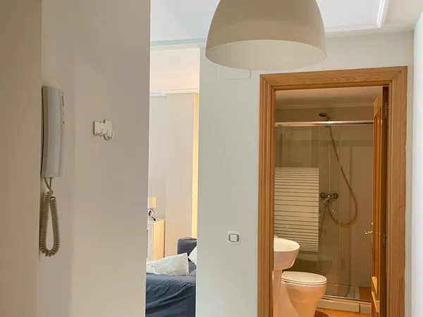 Alquiler de estudio en Avenida Lisboa, 3 - Foto 2