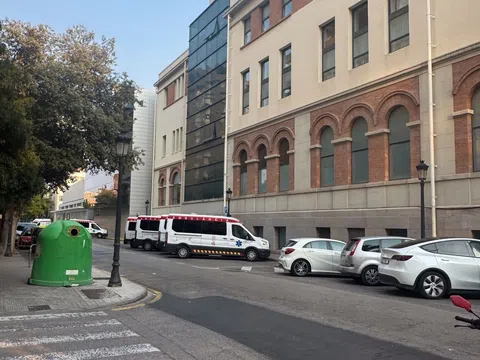 Piso en plaza Profesor Tamarit Olmos, 16