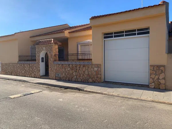 Chalet pareado en Calle Ángel Nieto, 41 - Foto 6