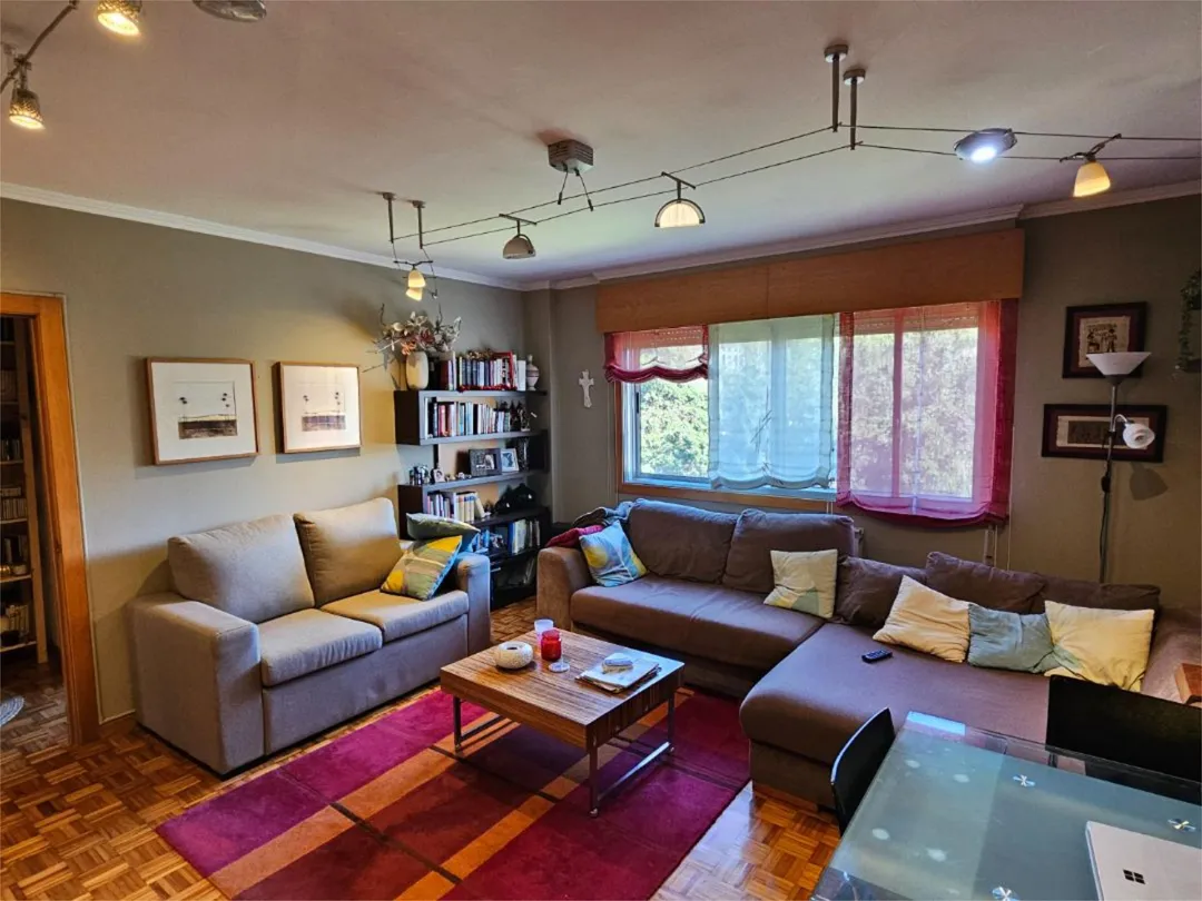 Piso en  Rúa Travesía de Vigo 68 - Foto 1