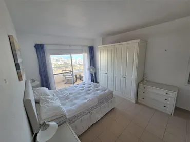 Piso en  Calle Ronda del Golf Este 17 - Foto 6