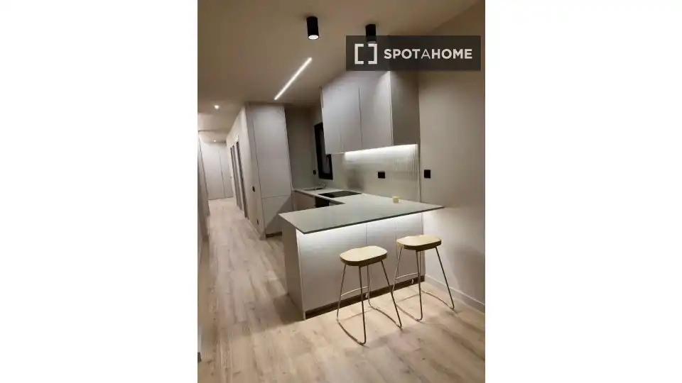 Piso en Santa Coloma de Gramenet - Foto 2