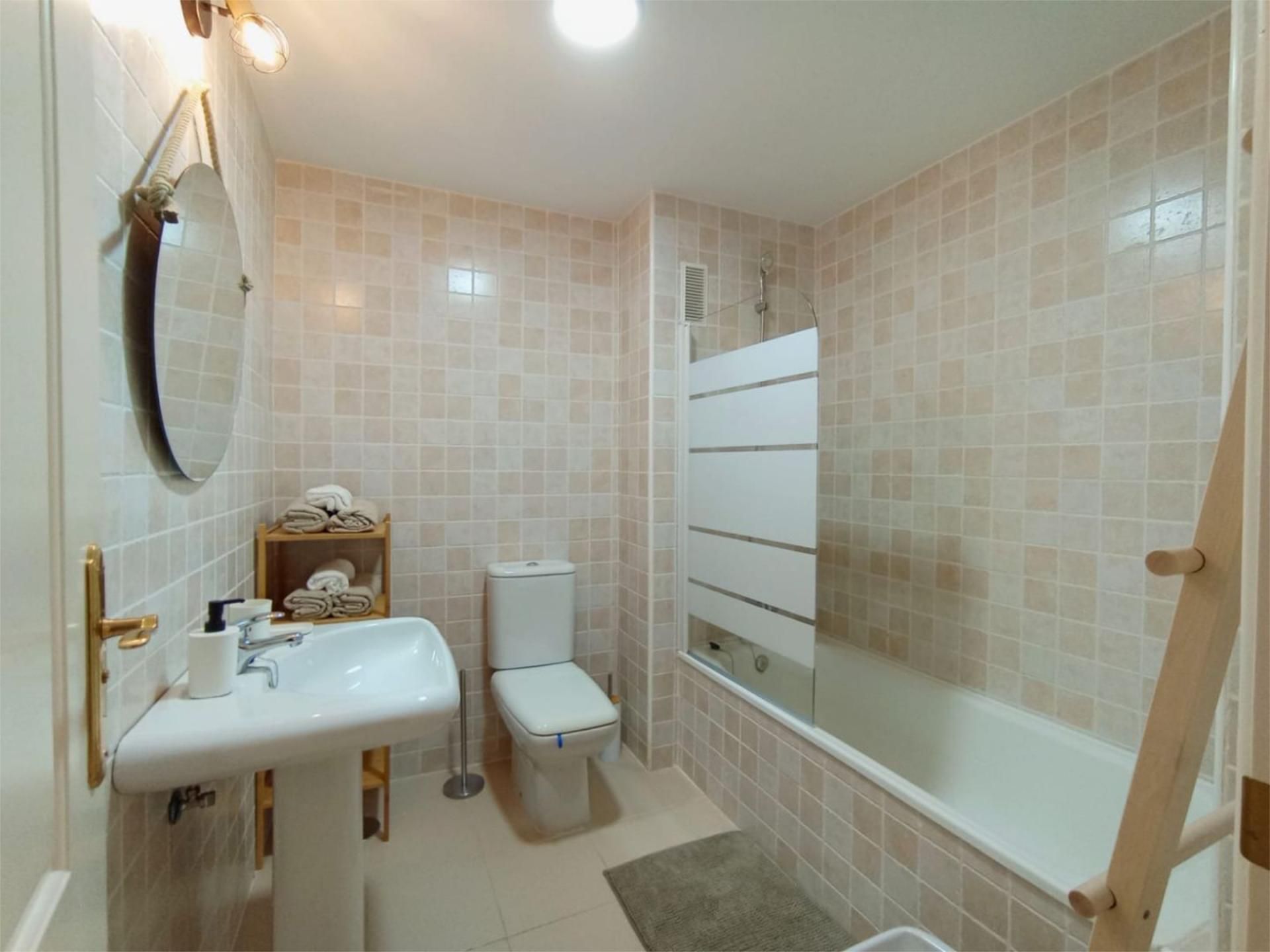 Piso en  Avenida Aljaima 15 - Foto 26