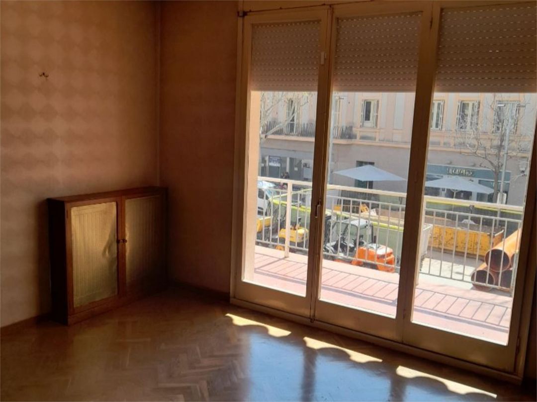 Piso en  Plaça de la Vila 2 - Foto 2