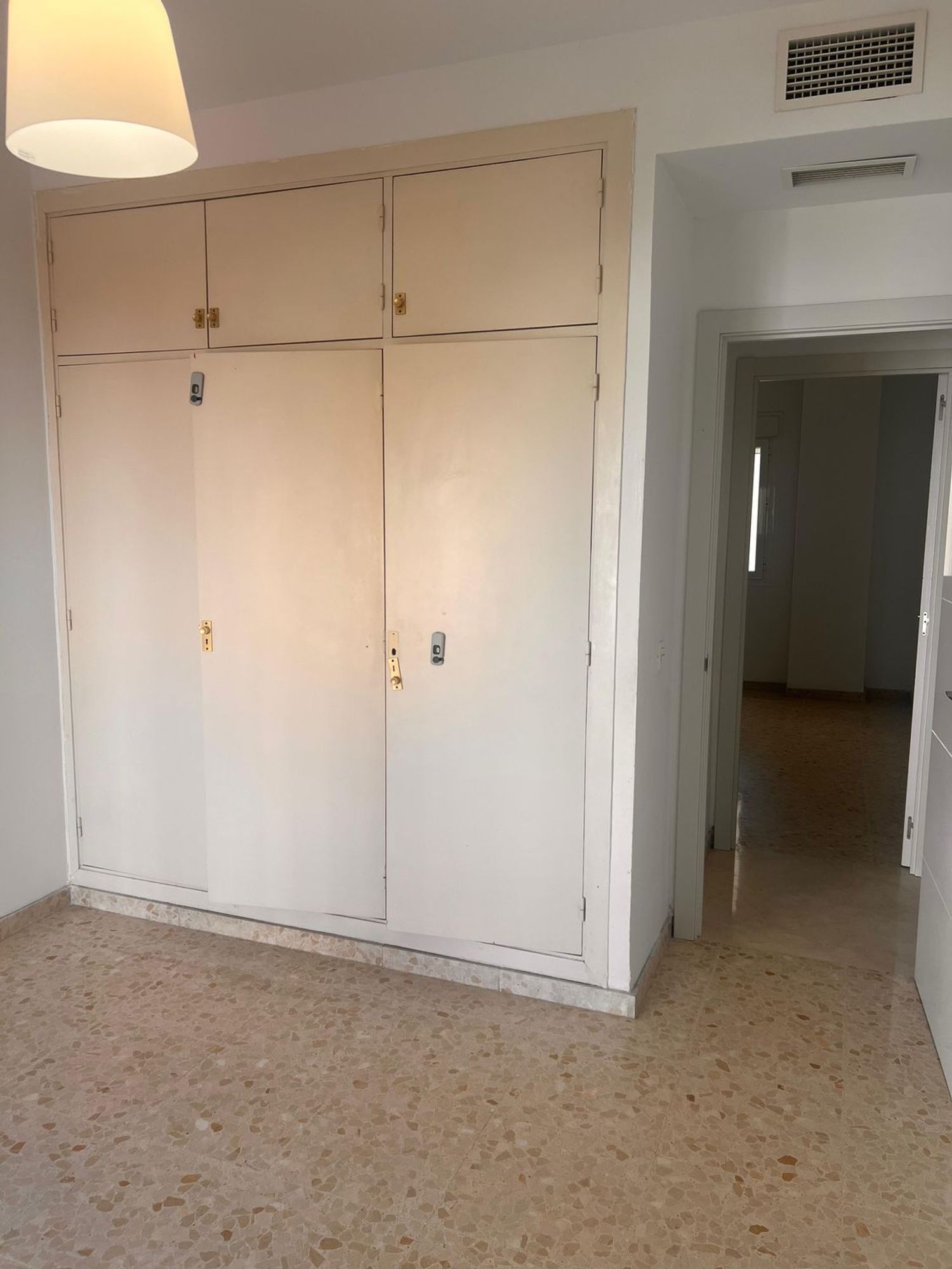 Piso en calle Cueva de Menga, 11 - Foto 12