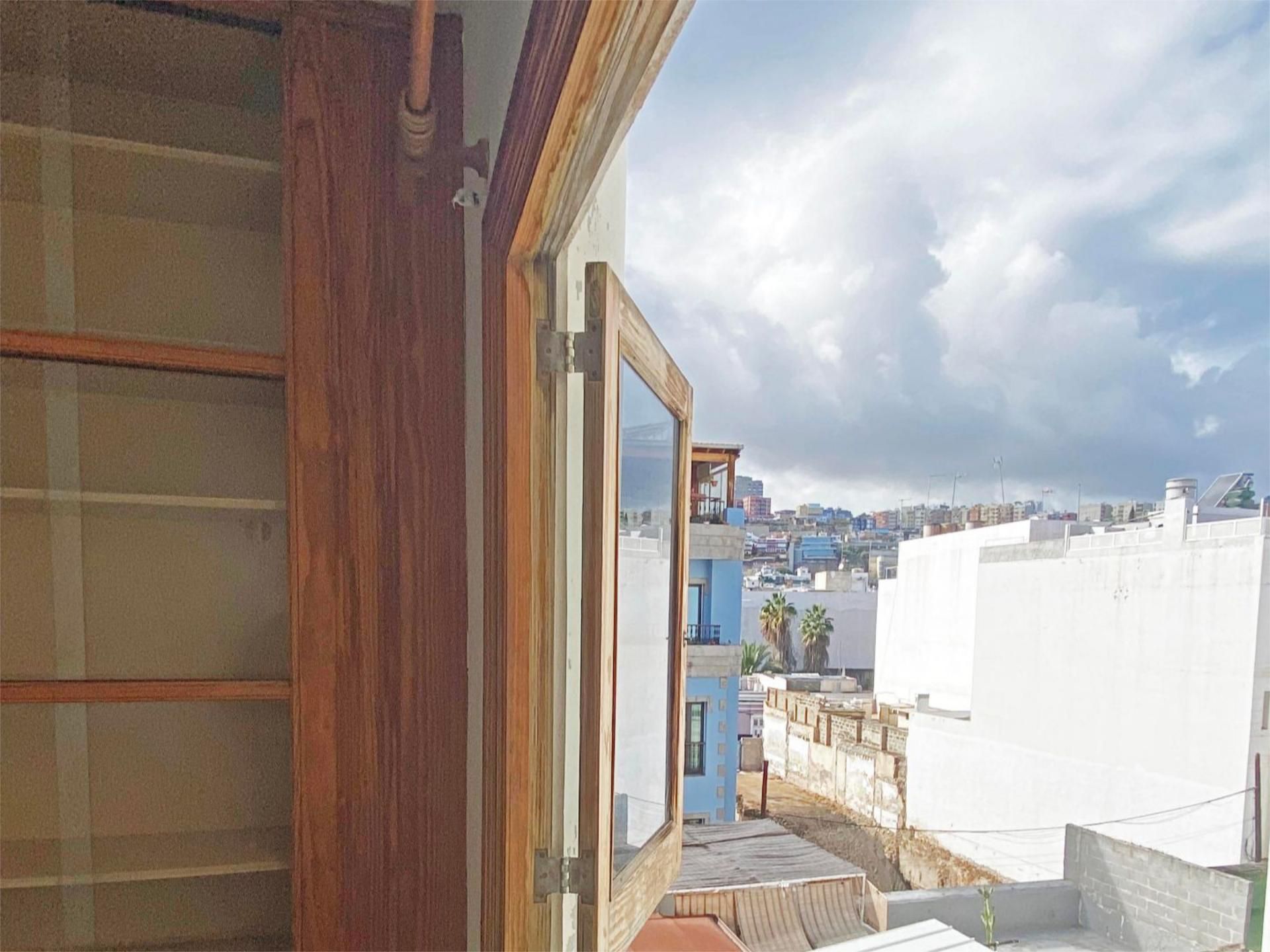 Piso en  Calle León y Castillo 119 - Foto 10