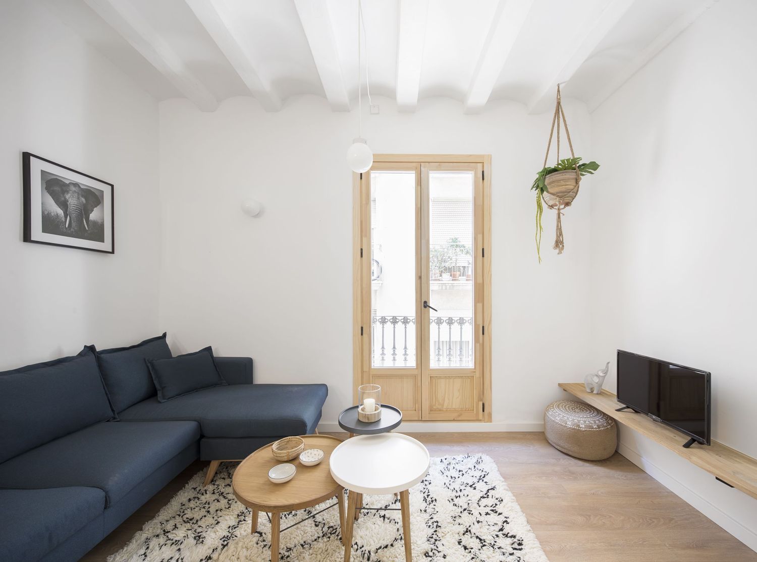 Piso en Calle de la Reina Amàlia, 1, El Raval - Foto 2