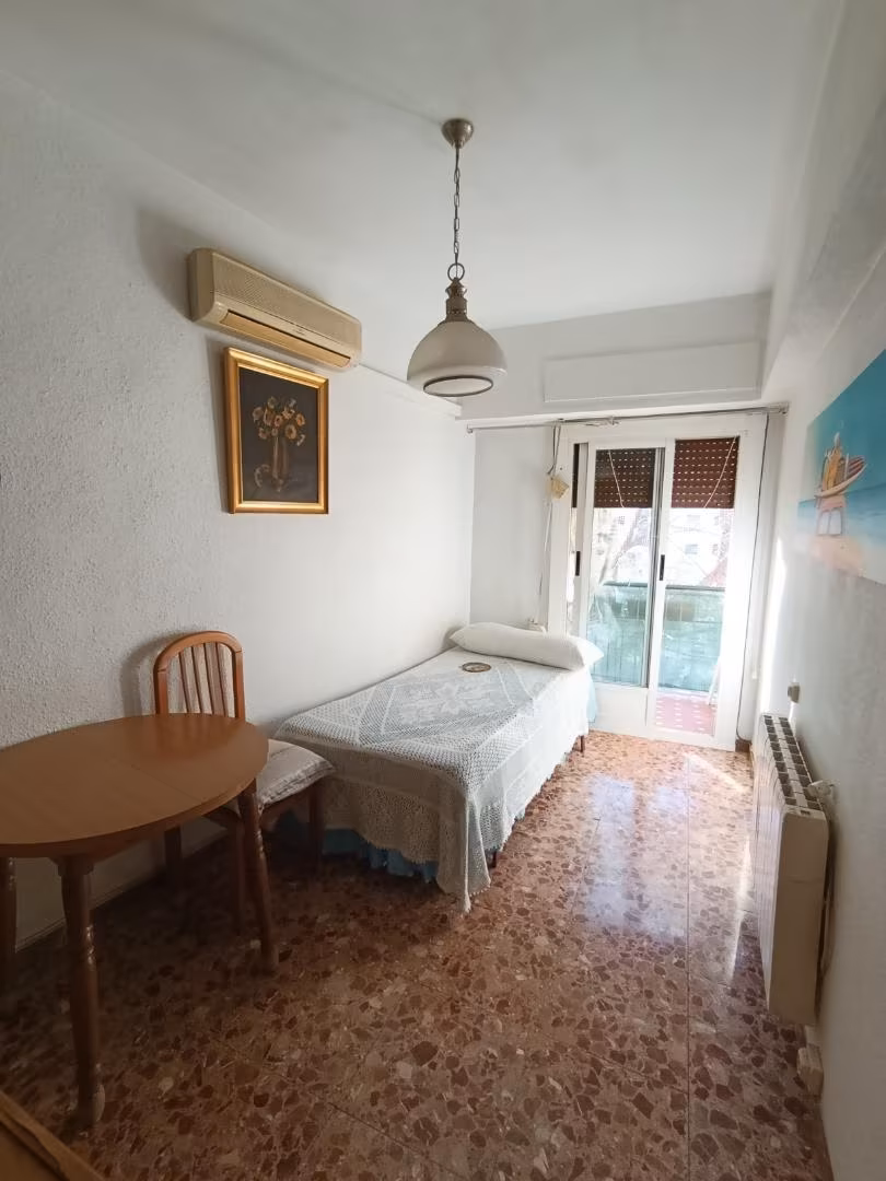 Piso en  Plaça de Castelló 11 - Foto 10