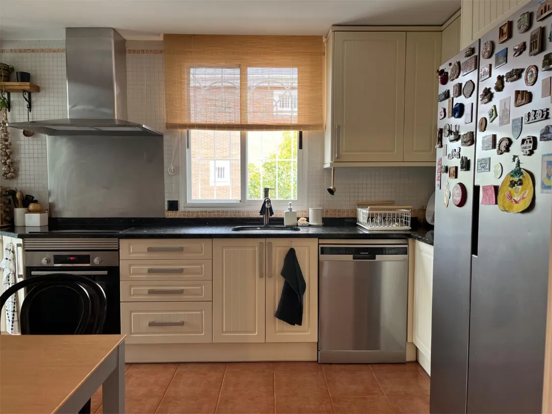 Chalet en  Calle Hungría 7 - Foto 10