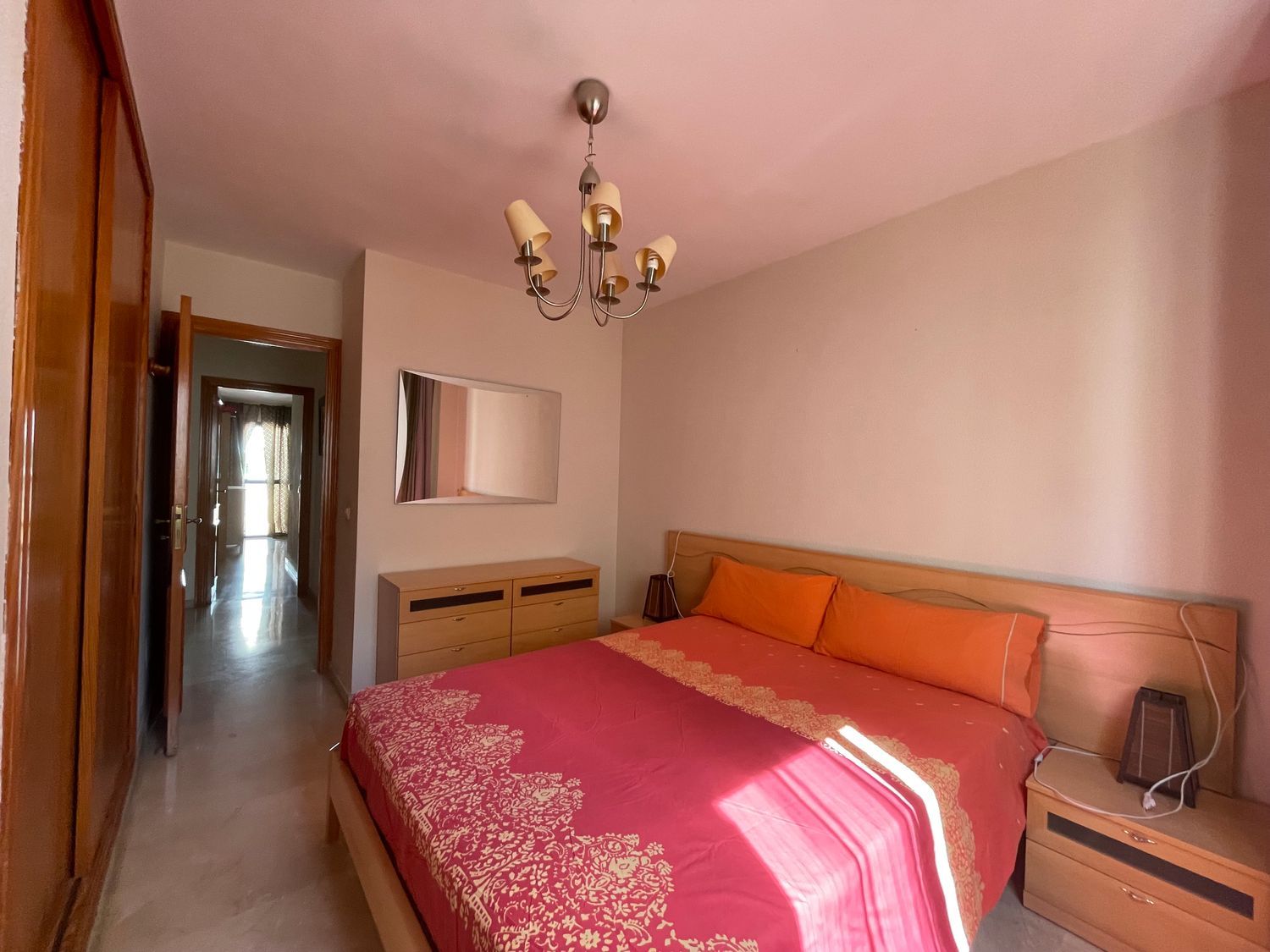 Piso en calle de la Reina Constança, 89 - Foto 5