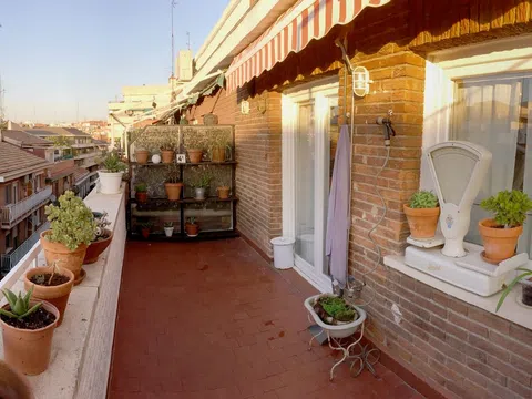 Ático en pasaje de Pradillo, 14 -16