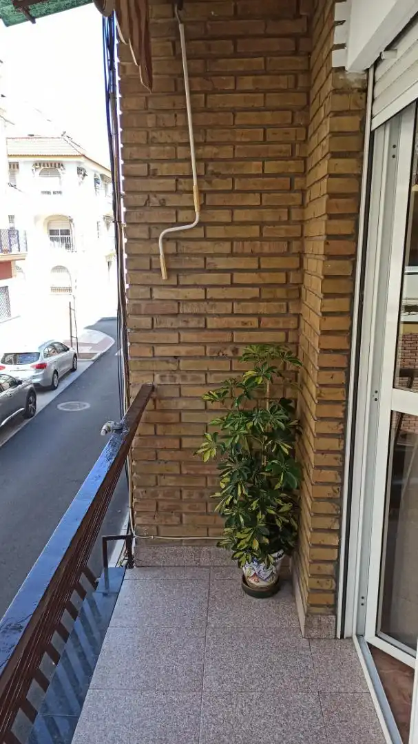 Piso en  Avenida de los Almogávares 38 - Foto 7
