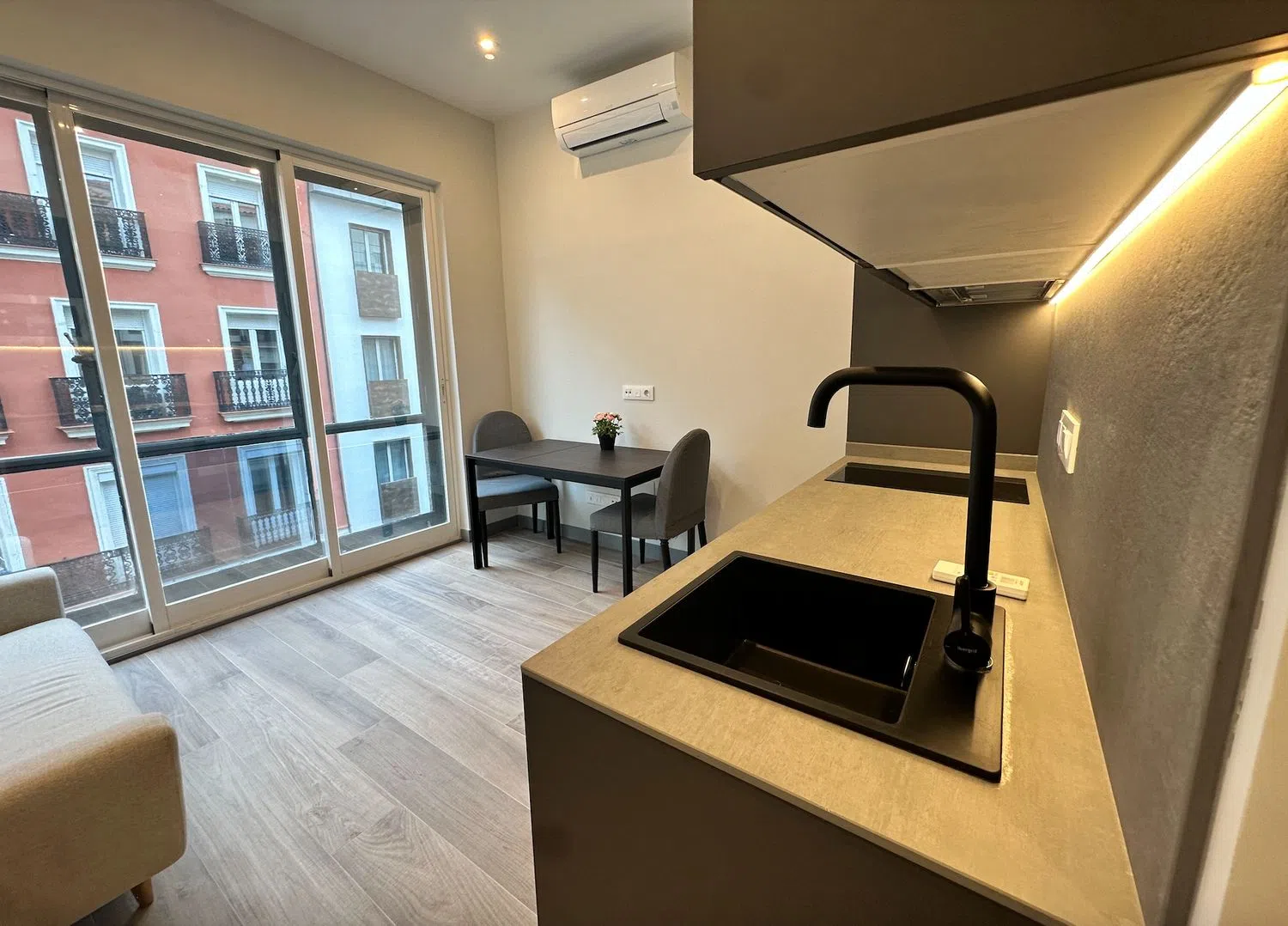 Piso en calle de la Montera, 13 XIII - Foto 15