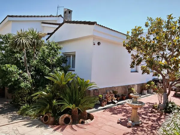 Casa o chalet independiente en Calle Mar Baltica, 11 - Foto 8