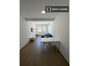 Piso en Cornellà de Llobregat - Foto 3