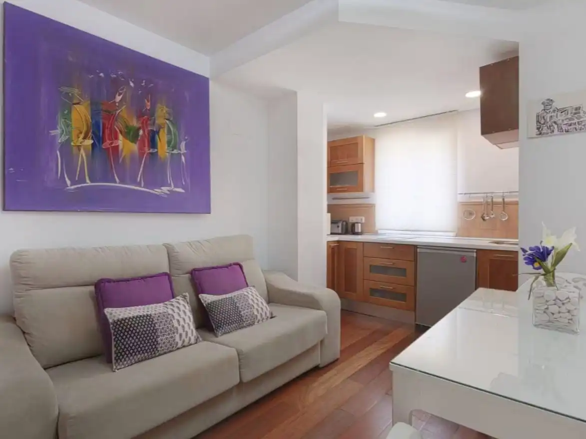 Estudio en  Paseo Reding 25 - Foto 5