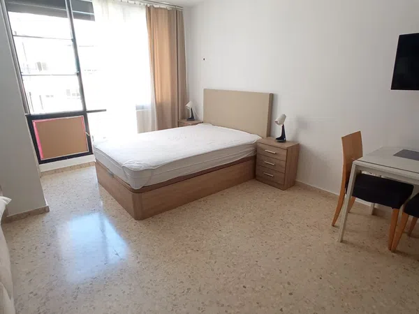 Estudio en Calle Marqués de Cádiz, El Molinillo - Capuchinos - Foto 1