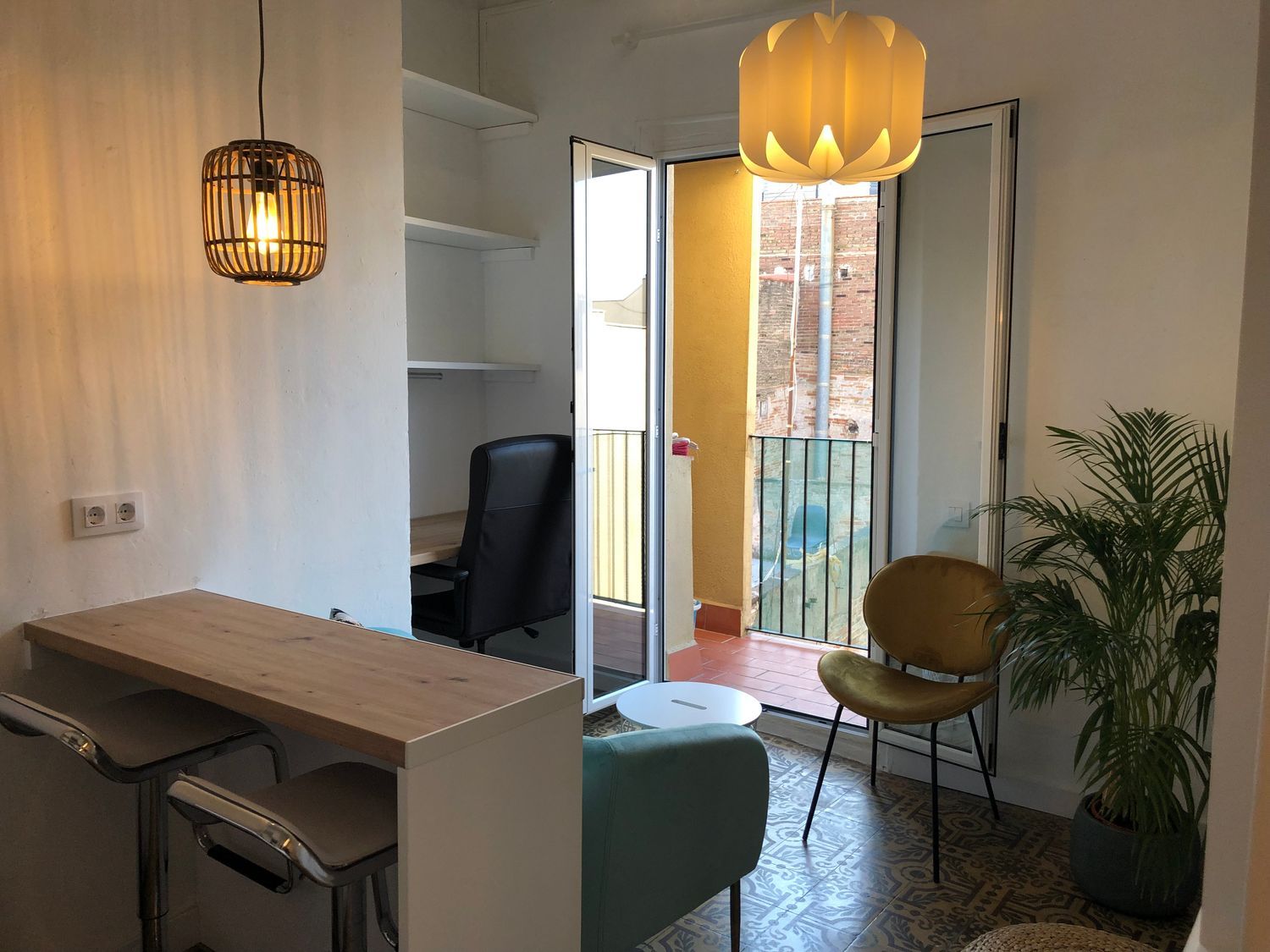 Estudio en calle d'En Robador, 8 - Foto 1