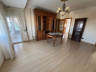 Piso en  Avenida Juan Sebastián Elcano 23 - Foto 3