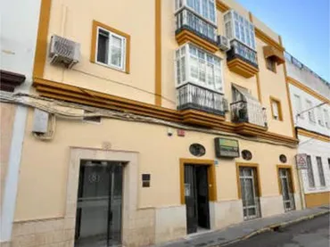 Piso en CHICLANA CENTRO - Foto 1