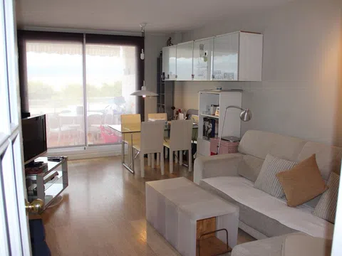 Piso en calle britania n 19, esc 3, 2 i, 19