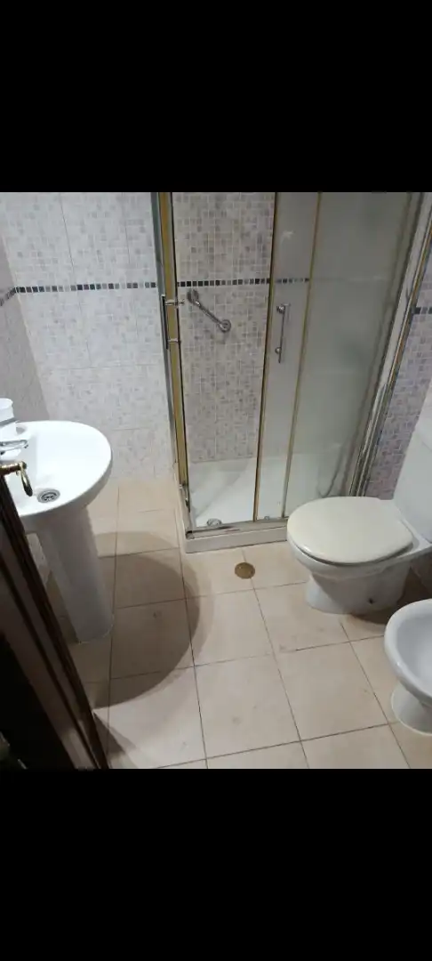 Piso en  Calle de Sigüenza 15 - Foto 2