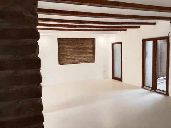 Chalet adosado en calle de Vicent Brull, 51 bajo - Foto 4