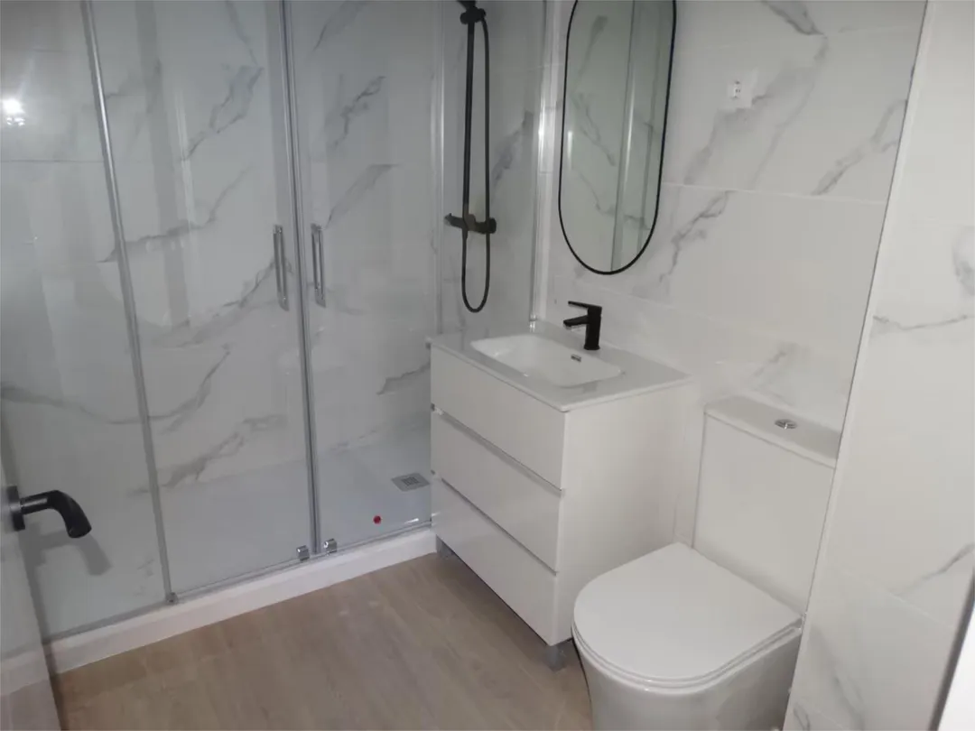 Piso en  Plaza Moreno 9 - Foto 3