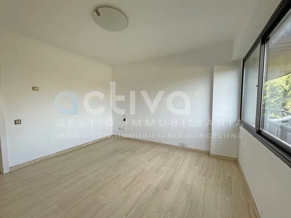 Chalet pareado en La Miranda - Ciutat Diagonal - Foto 17
