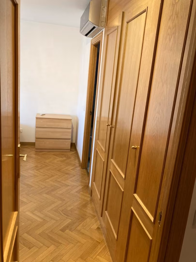 Piso en  Calle de Eduardo Barreiros 67 - Foto 8