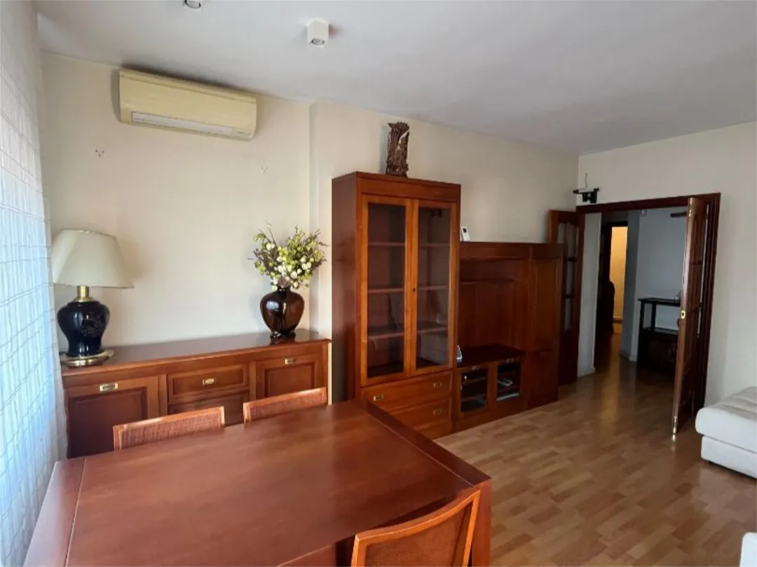 Piso en  Carrer de Sants 241 - Foto 4