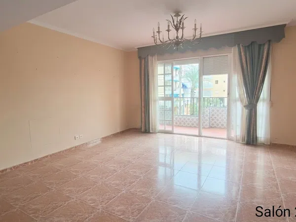 Piso en plaza Pintor Amalio García del Moral, 4 - Foto 6