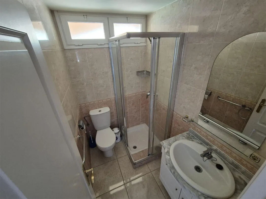 Piso en  Avenida del Atlàntico 6 - Foto 8