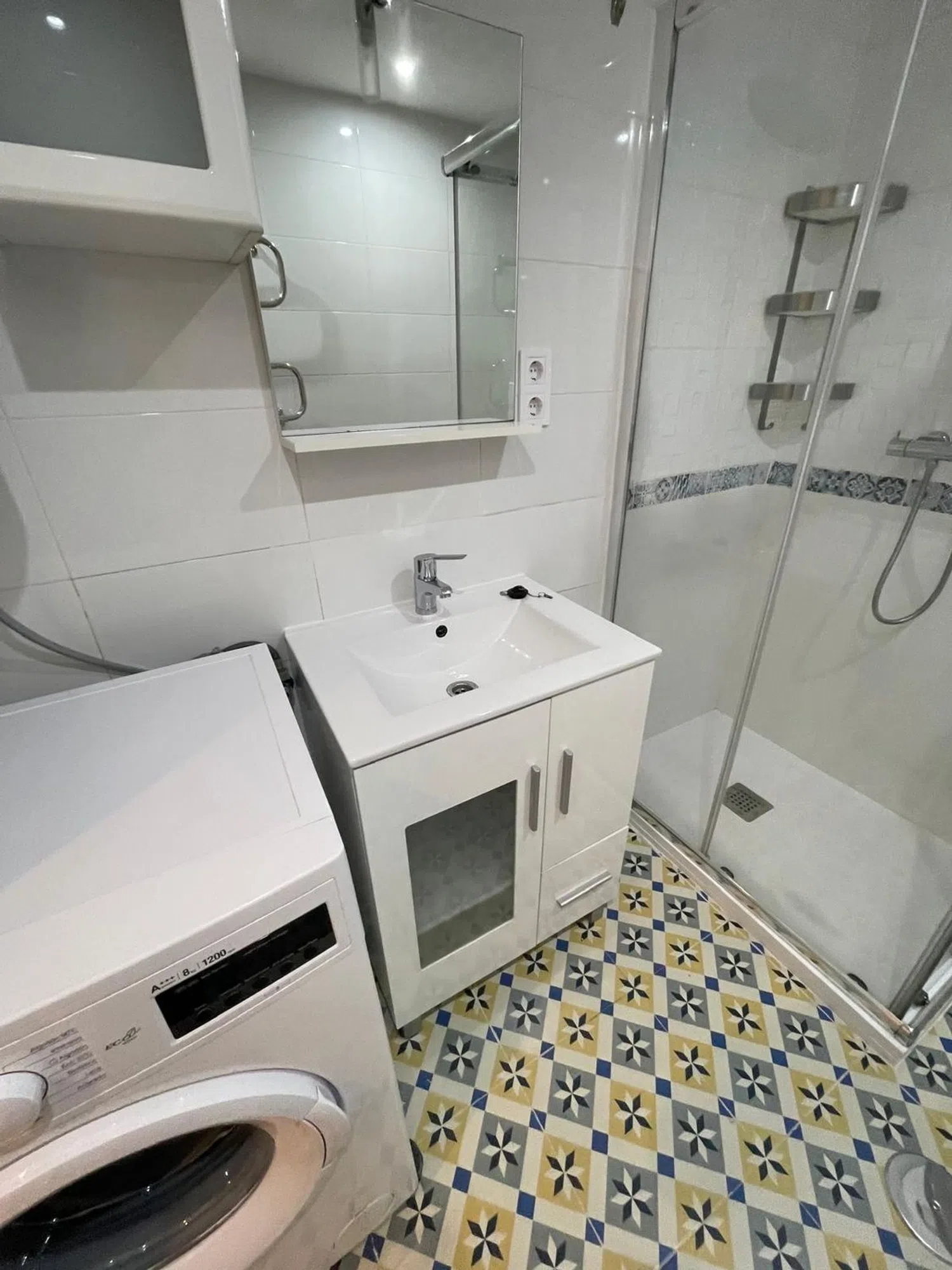 Estudio en calle carabias, 18 - Foto 1