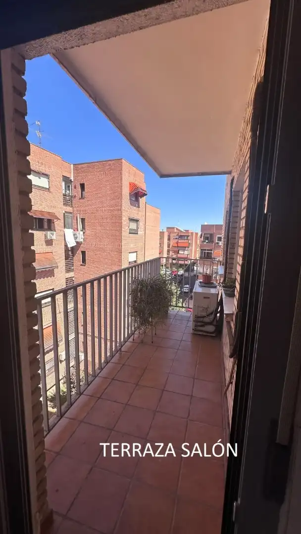 Piso en  Calle del Guadiana 8 - Foto 6