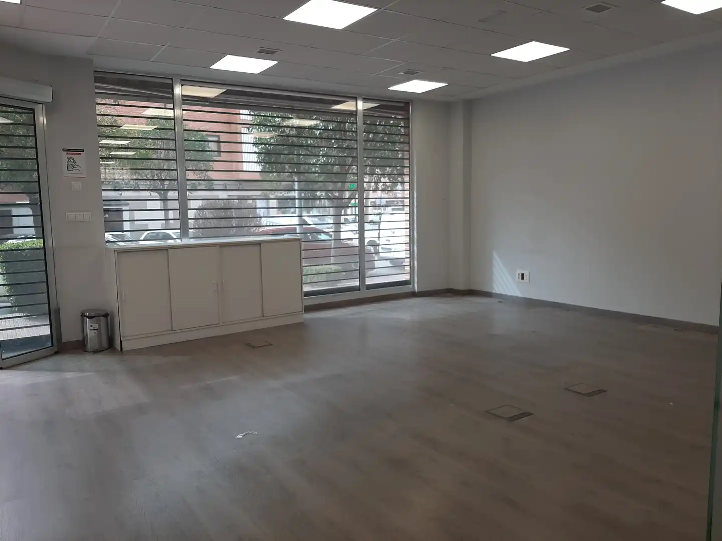 Local comercial en Alcalá de Henares - Foto 5