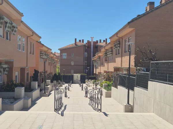 Chalet pareado en calle Juan Ramón Jiménez, 2 - Foto 1