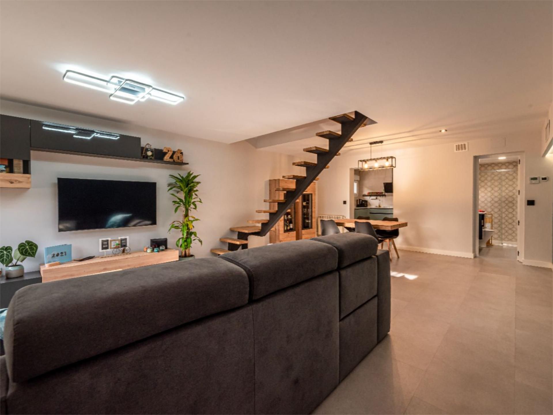 Casa adosada en  Calle Santa Teresa de Jesús 1 - Foto 8