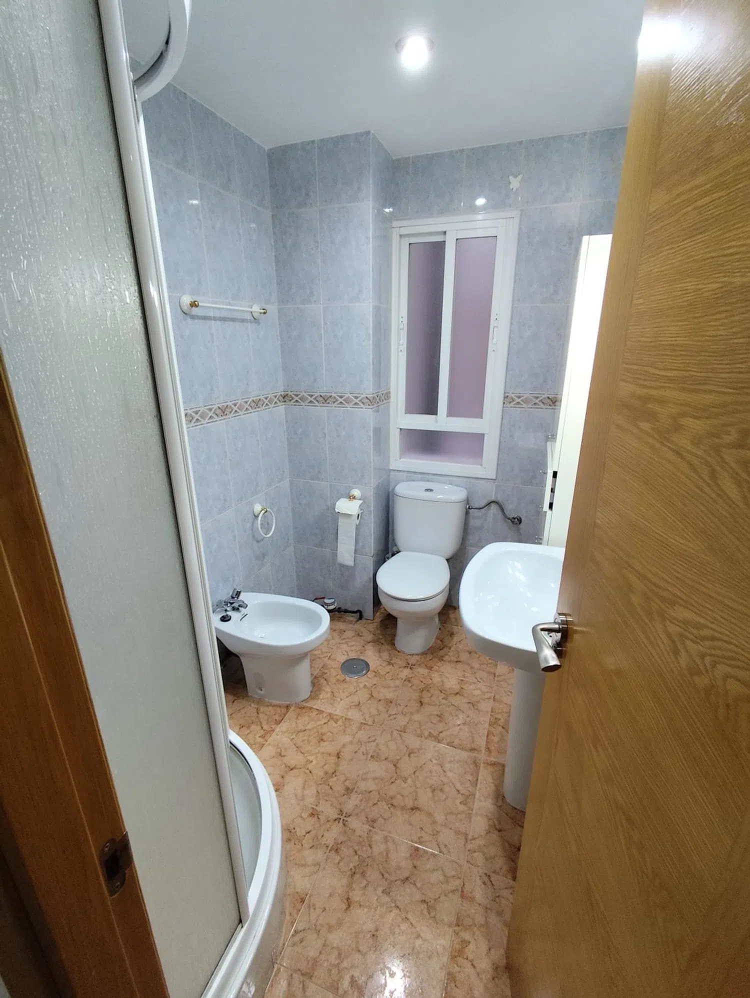 Piso en calle de la Virgen de Lourdes, 16 - Foto 2