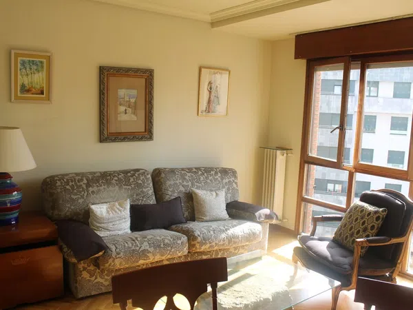 Piso en Calle Foncalada, 24, Salesas-Foncalada-Campoamor - Foto 2