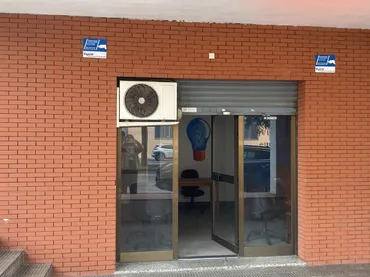 Local comercial en  Avinguda Lluís Companys 25 - Foto 7