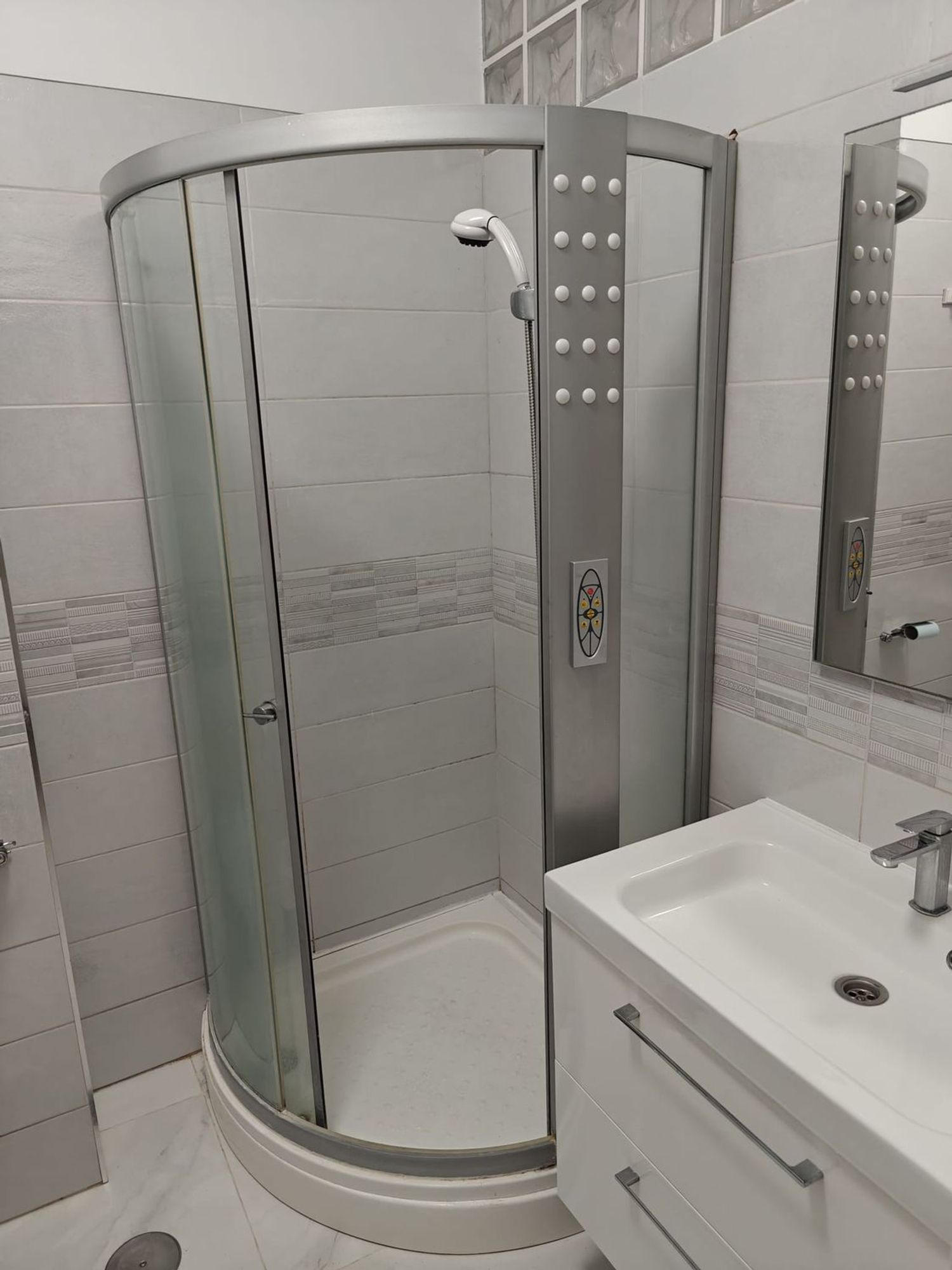 Estudio en Familia Betancourt y molina, 26 - Foto 9