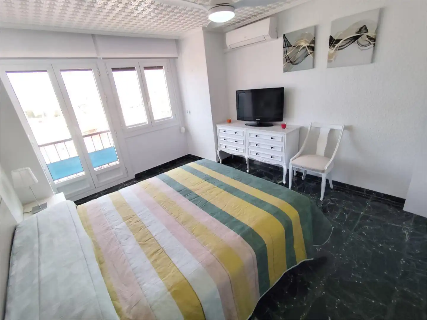 Piso en  Carrer de San Carlos 84 - Foto 3