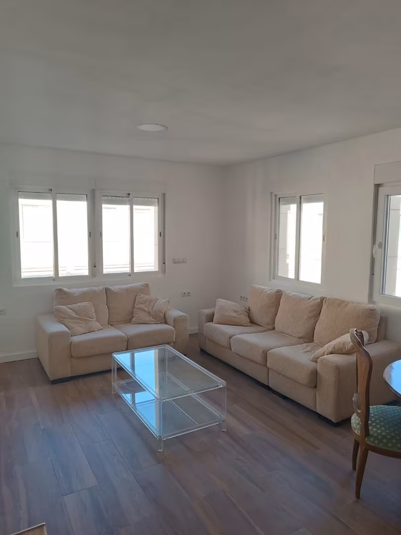 Piso en  Ronda de Garay 13 - Foto 4
