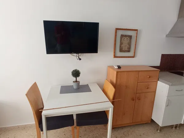 Estudio en Calle Marqués de Cádiz, El Molinillo - Capuchinos - Foto 2