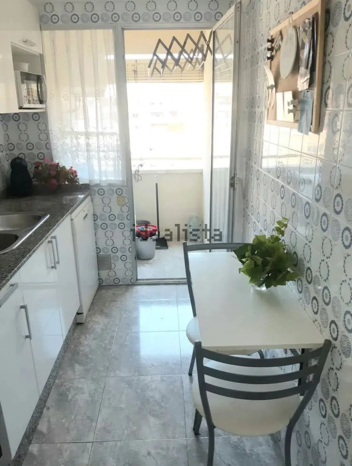 Piso en Barrio L'Amistat - Foto 3