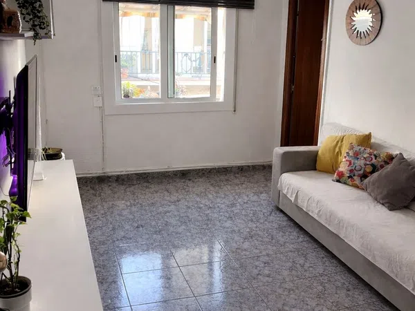 Piso en Barrio Collblanc - Foto 2