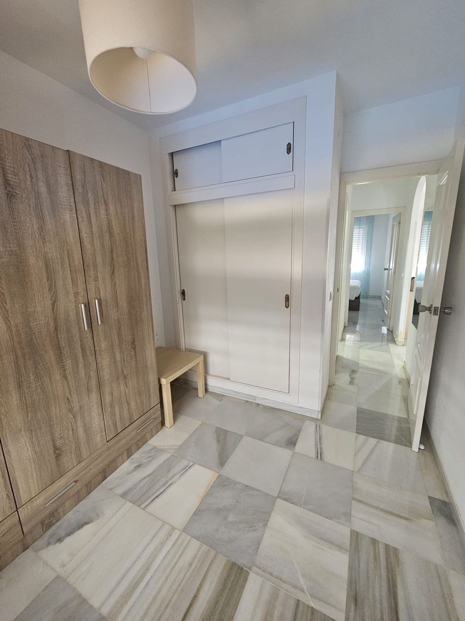 Piso en calle Julio Romero de Torres, 1 - Foto 6