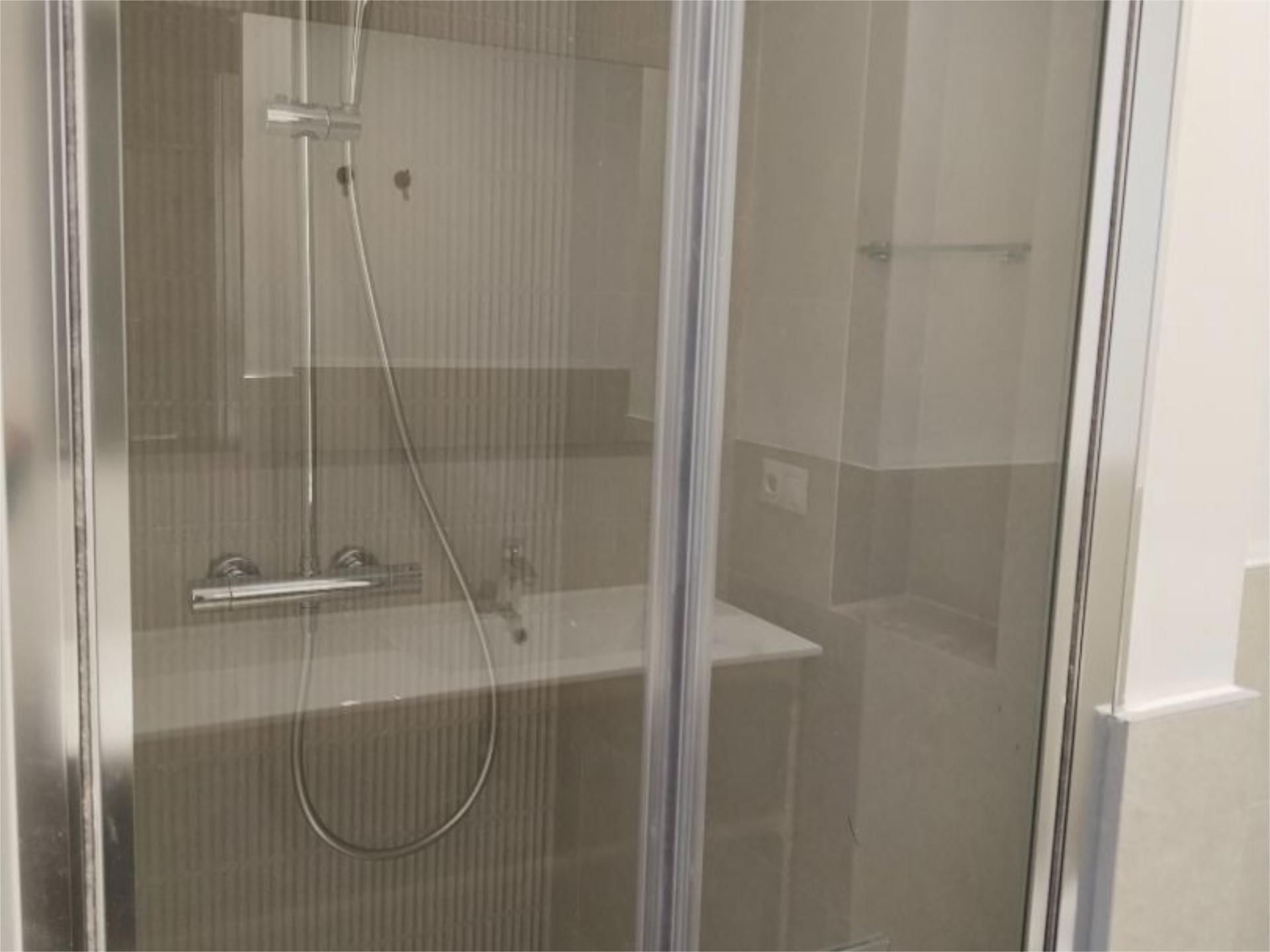 Piso en  Avenida de Alemania 10 - Foto 11